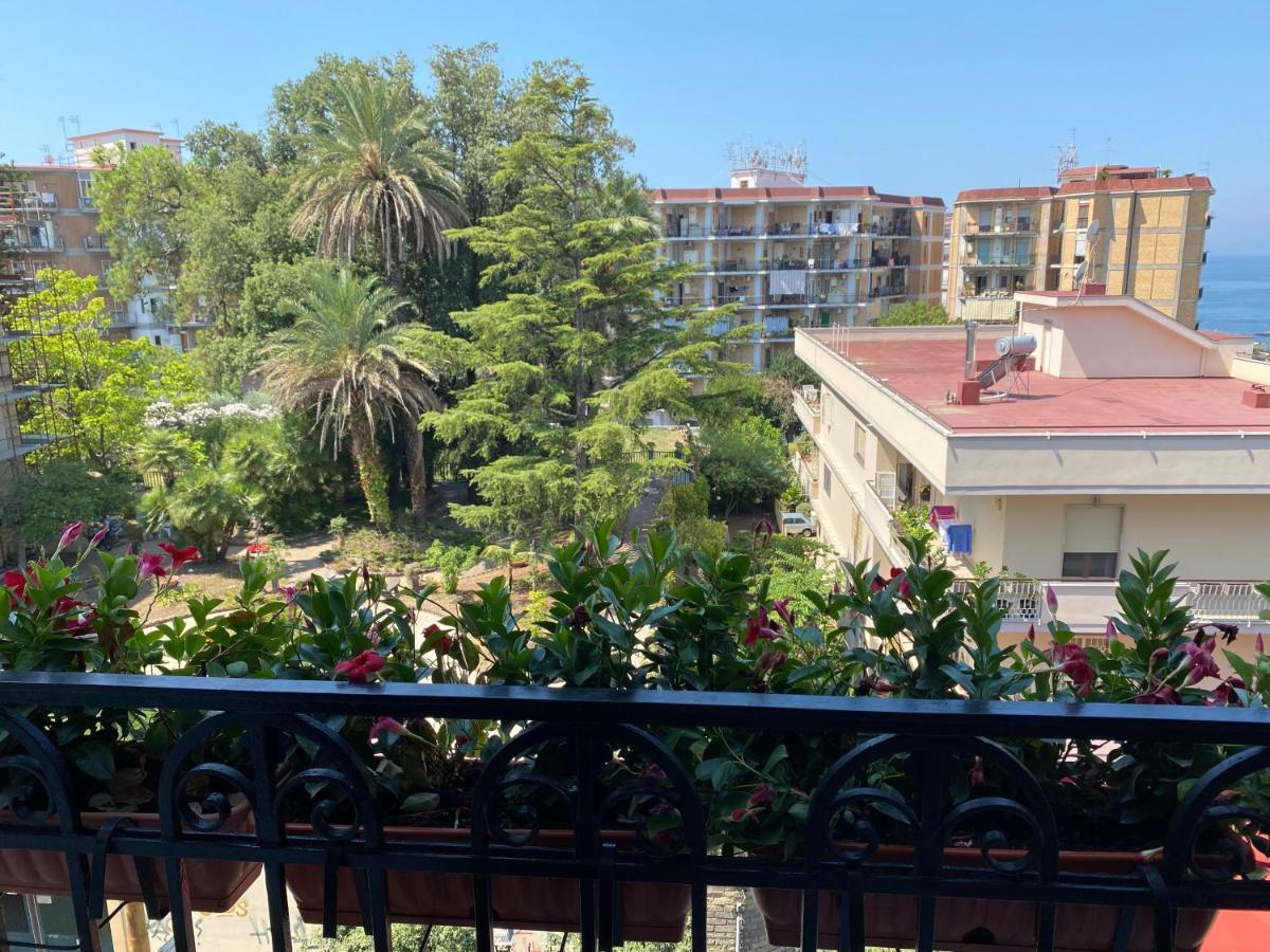 B&B Casa Pupetta Torre del Greco Kültér fotó